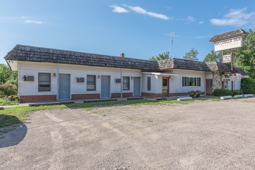 1890 Port Austin Rd, Port Austin, MI à vendre - Photo du bâtiment - Image 1 de 1