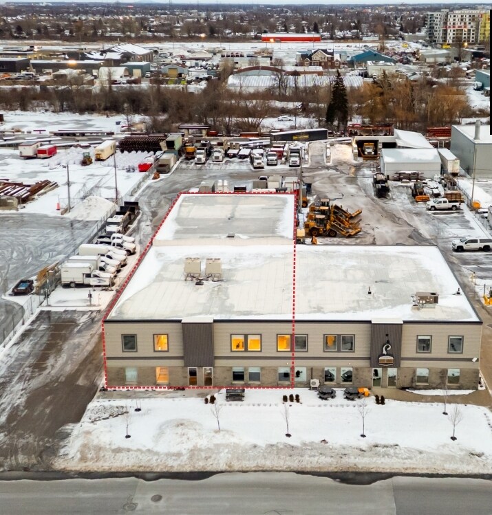 1525-1531 Rue Jean-Lachaîne, Sainte-Catherine, QC for lease Aerial- Image 1 of 3