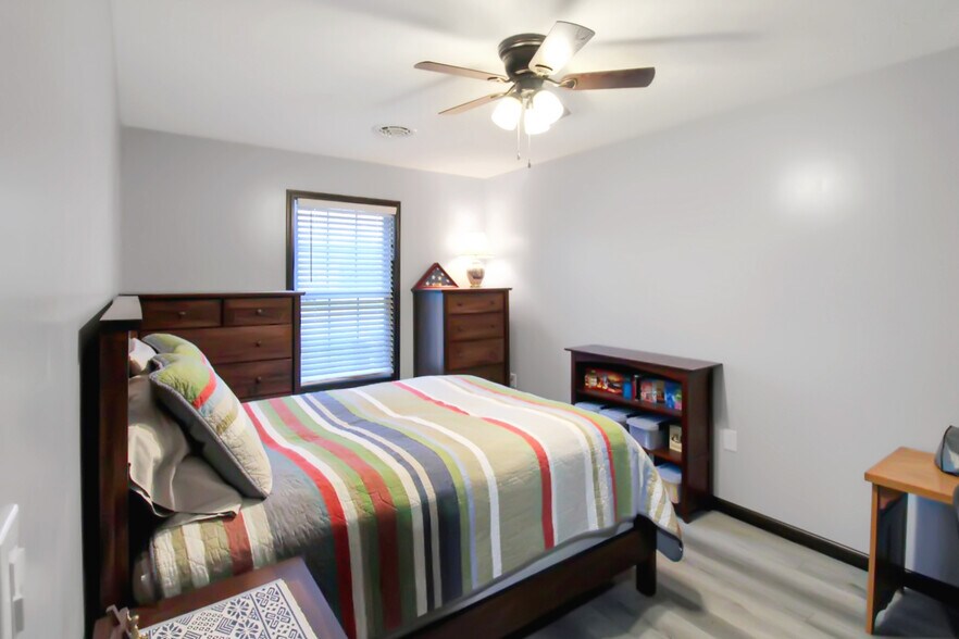 1020 Prince Street, Princeton, IN à vendre - Photo du bâtiment - Image 3 de 10