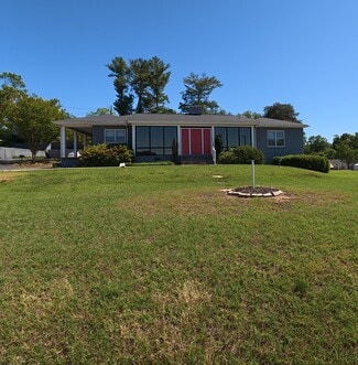 More details for 515 W Wade Hampton Blvd, Greer, SC - Office/Retail for Lease