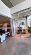 1324 Abbot Kinney Blvd, Venice, CA for lease - Commercial Listing Video 