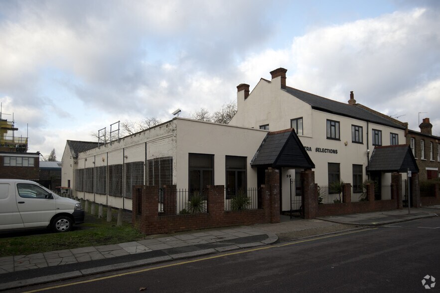 1-5 Nant Rd, Londres à vendre - Photo du bâtiment - Image 2 de 4