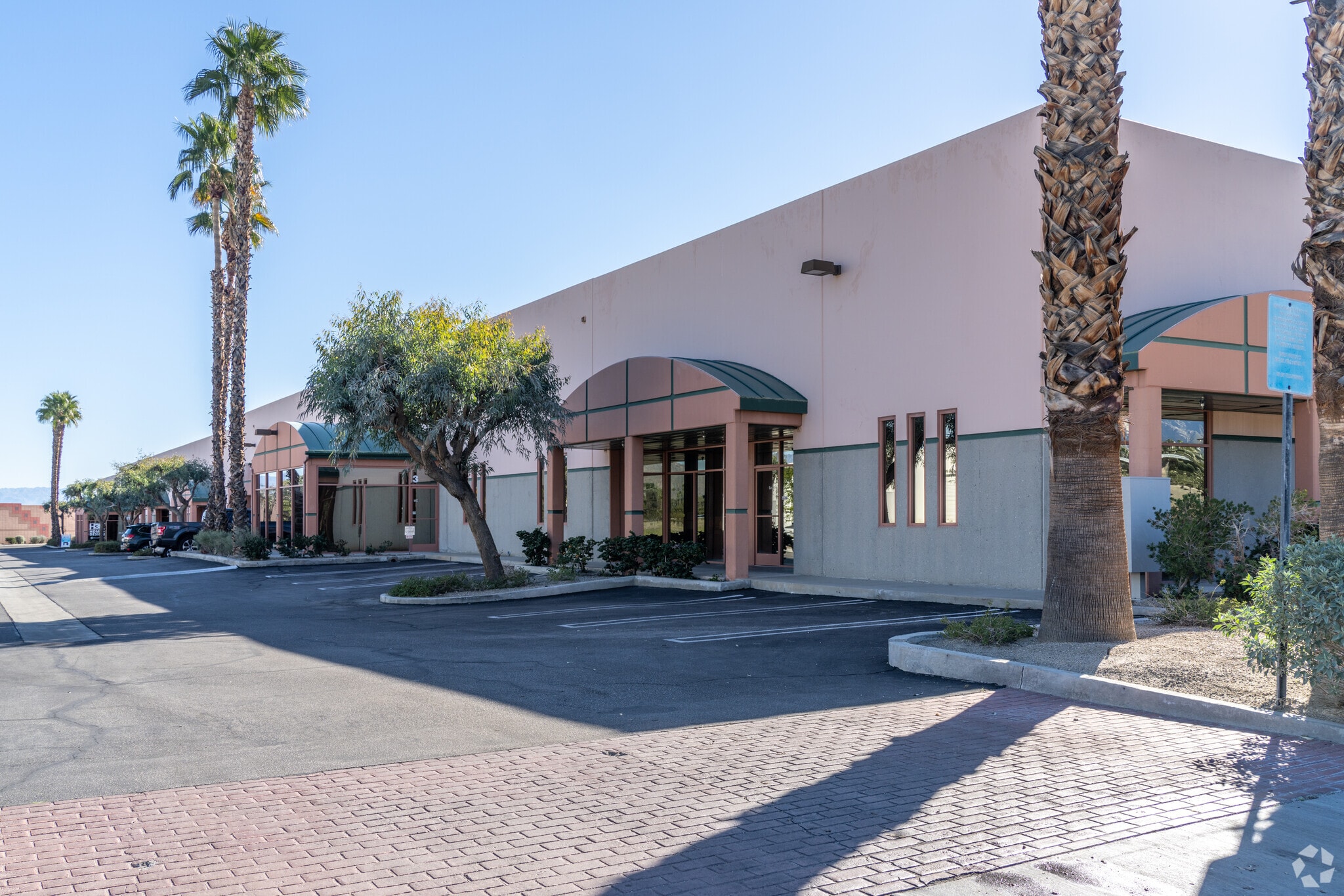 820 Research Dr, Palm Springs, CA for lease Primary Photo- Image 1 of 5