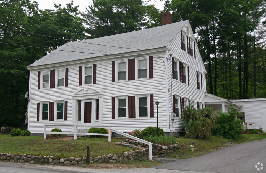 365 W Main St, Hillsborough, NH à vendre - Photo principale - Image 1 de 1