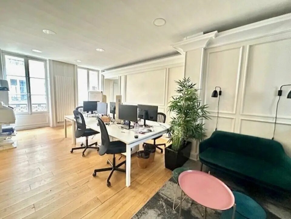 Bureau dans Paris à louer Photo intérieure- Image 1 de 13