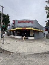 8376-8386 Beverly Blvd, Los Angeles, CA for lease Building Photo- Image 1 of 18
