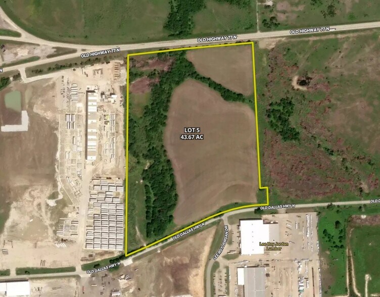 401 Industrial Loop, Hillsboro, TX for sale - Primary Photo - Image 2 of 3