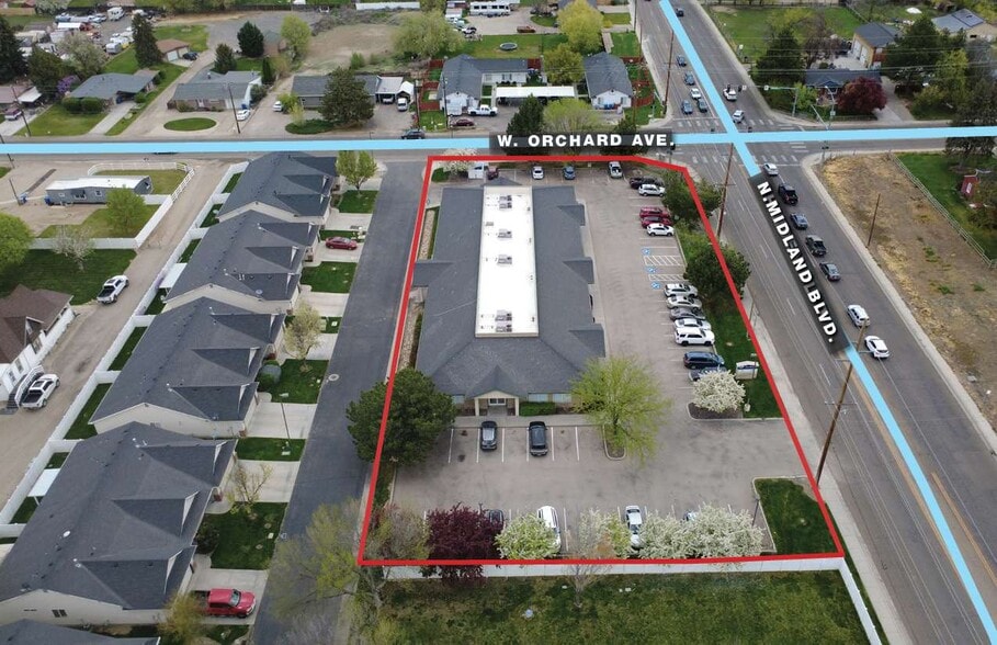 609-621 N Midland Blvd, Nampa, ID for sale - Building Photo - Image 2 of 5