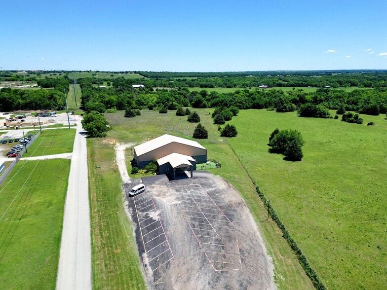 3483 S FM 51, Decatur, TX for sale - Building Photo - Image 2 of 9