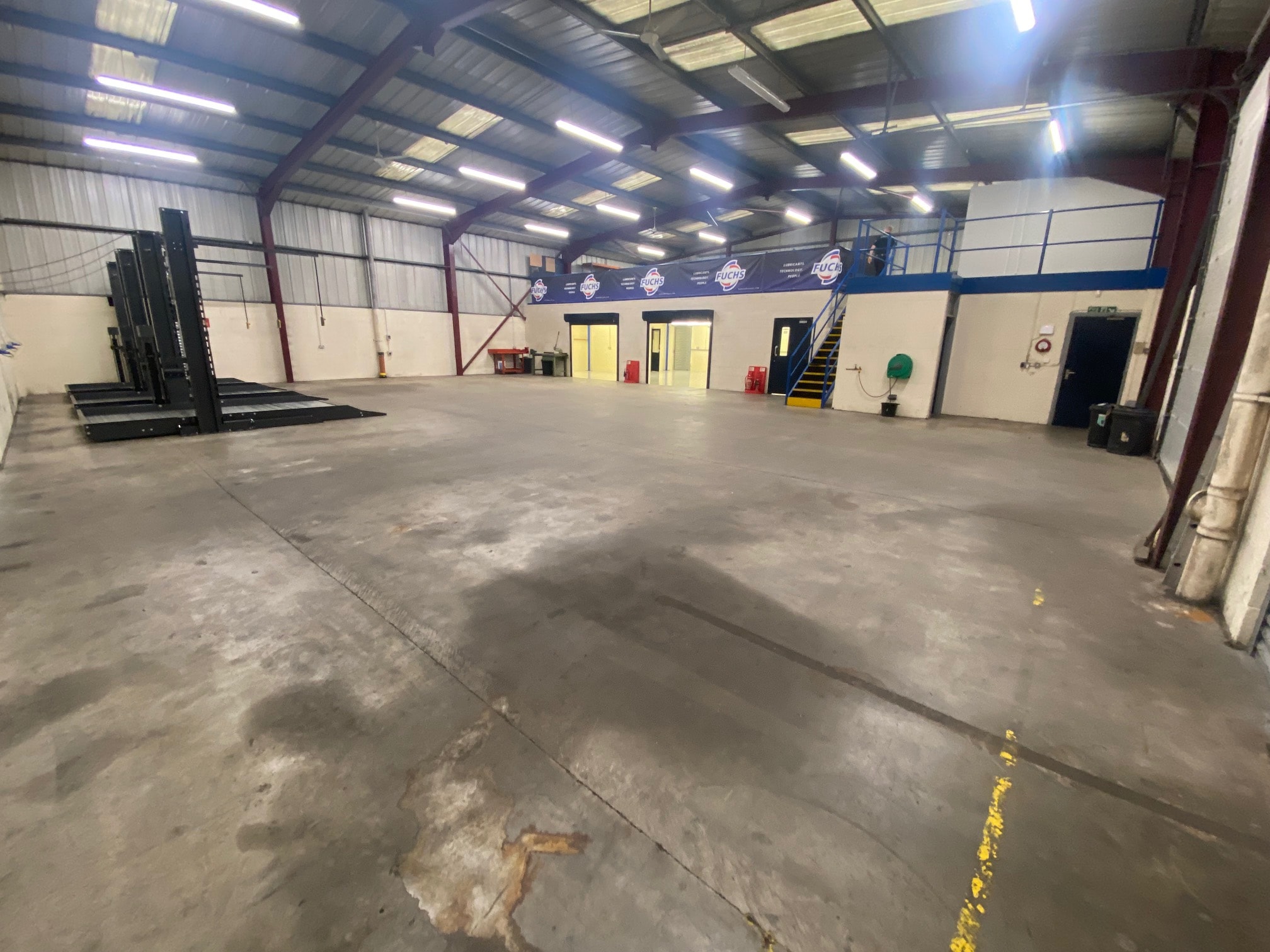 Walmsley Ct, Accrington for lease Interior Photo- Image 1 of 7