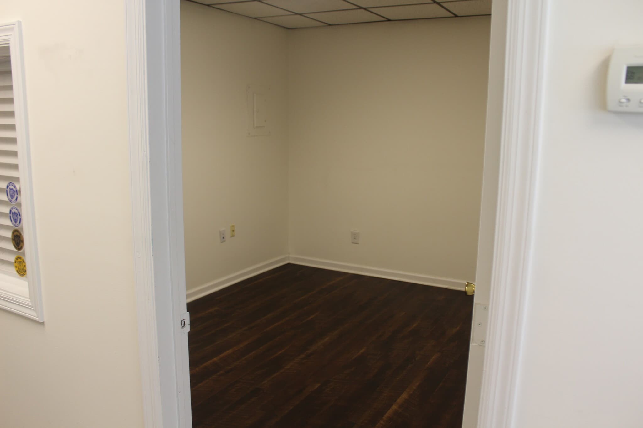 3321 Doris Ave, Ocean, NJ for lease Interior Photo- Image 1 of 8