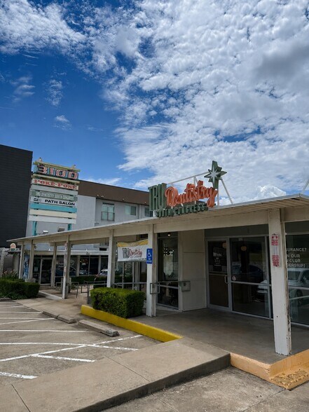 3100 S Congress Ave, Austin, TX à louer - Photo du bâtiment - Image 1 de 3