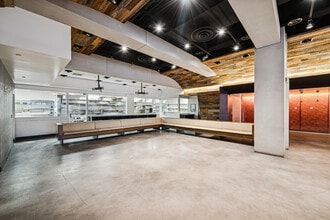 800 W Olympic Blvd, Los Angeles, CA à louer Photo intérieure- Image 2 de 8