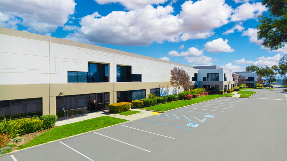 304-344 S Abbott Ave, Milpitas, CA for lease Primary Photo- Image 1 of 10