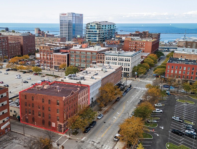 1406 W 6th St, Cleveland, OH à louer Photo du bâtiment- Image 1 de 15