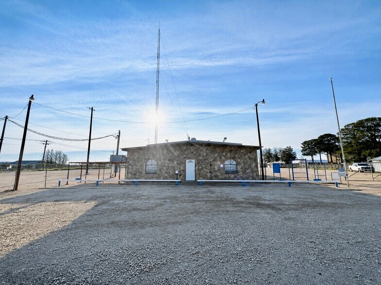 Texas 18, Fort Stockton, TX à vendre - Photo du bâtiment - Image 1 de 8