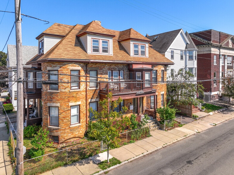 5 Waveway Ave, Winthrop, MA for sale - Building Photo - Image 3 of 17