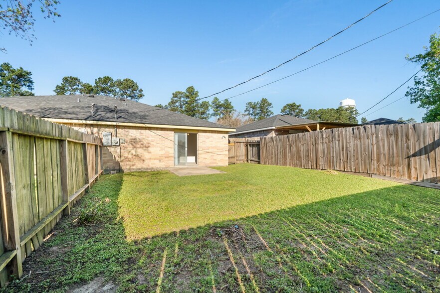 31938 Sanders St, Magnolia, TX à vendre - Photo du bâtiment - Image 2 de 6