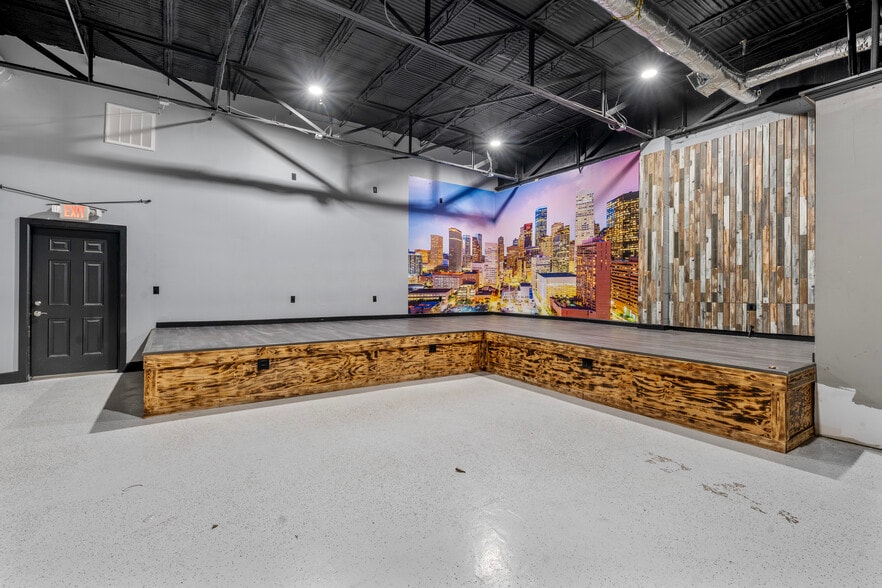 1520 College Ave, South Houston, TX à louer - Photo intérieure - Image 2 de 21