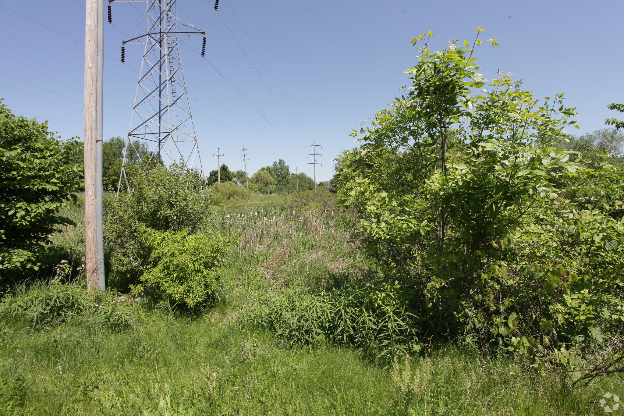 3791 Lake Michigan Dr NW, Grand Rapids, MI à vendre Photo principale- Image 1 de 9