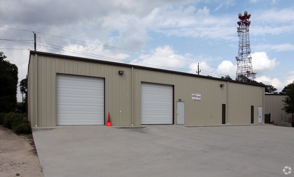 154 Magic Oaks Dr, Spring, TX à vendre - Photo principale - Image 1 de 2