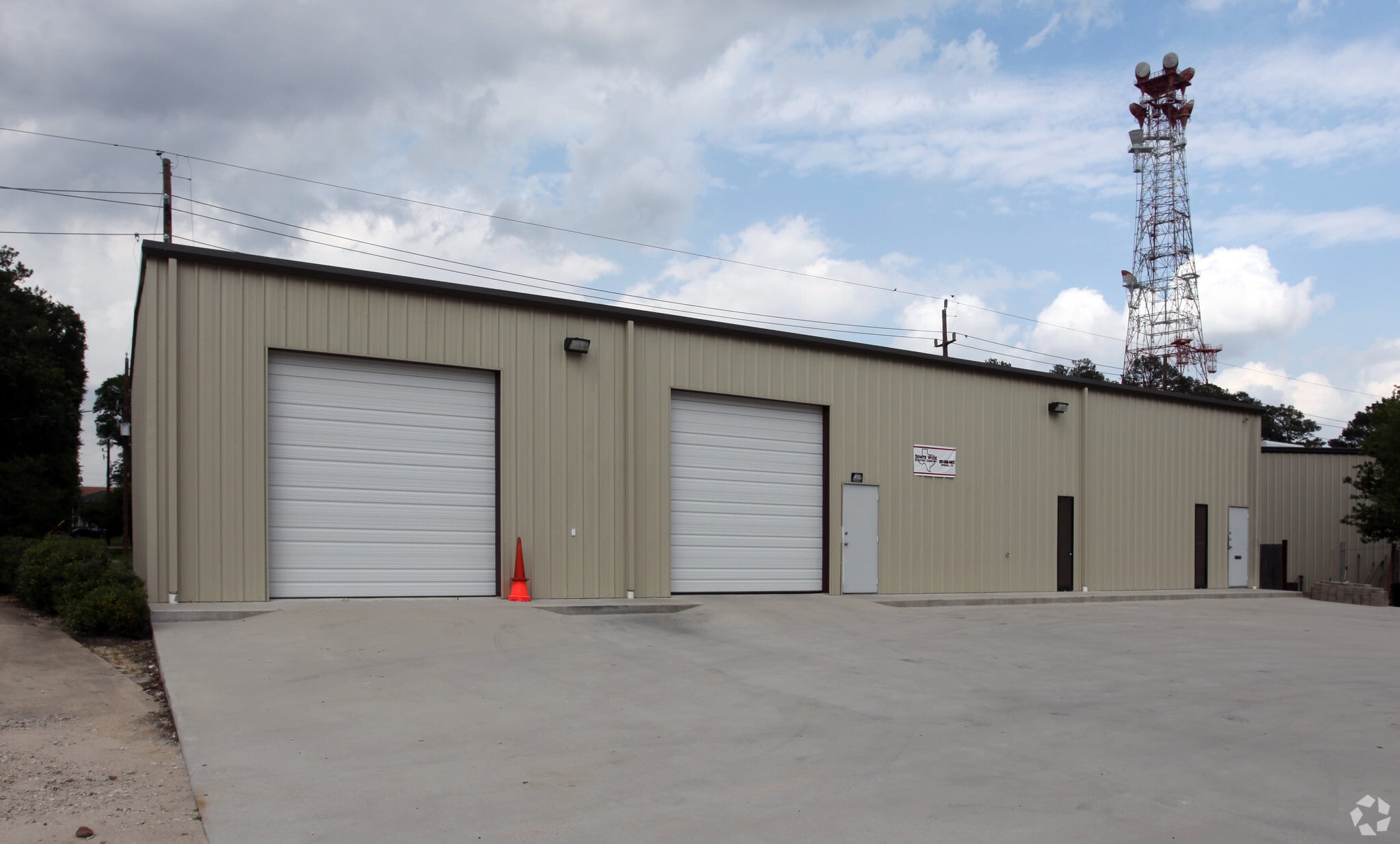 154 Magic Oaks Dr, Spring, TX for sale Primary Photo- Image 1 of 3