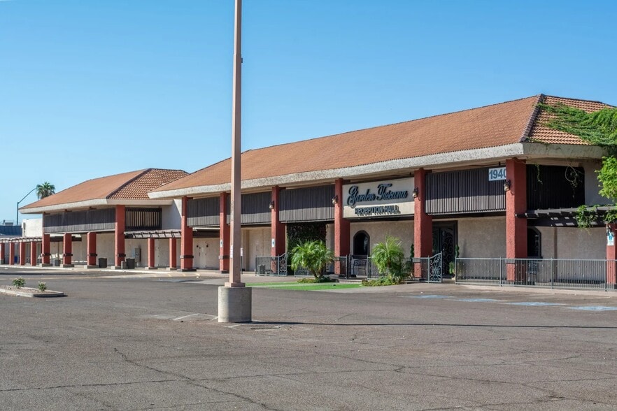 1902-1940 E Main St, Mesa, AZ à vendre - Photo du bâtiment - Image 3 de 11