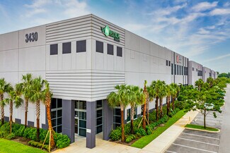 Plus de détails pour 3300 SW 64th Ave, Davie, FL - Industriel à louer