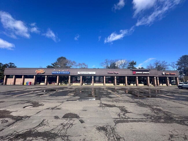 More details for 1209-1219 E Front St, Traverse City, MI - Retail for Lease