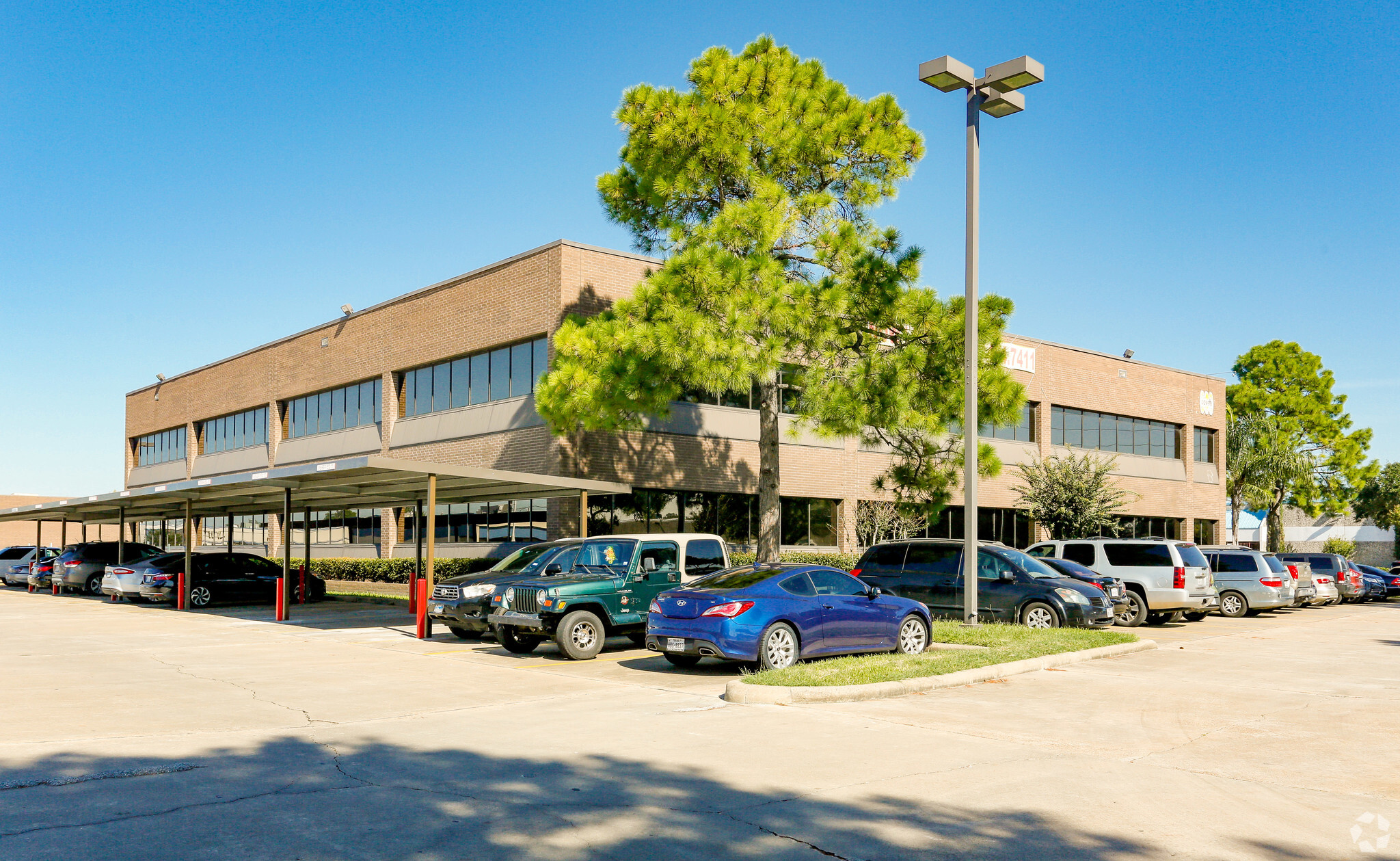 10998 Wilcrest Dr, Houston, TX for lease Primary Photo- Image 1 of 7