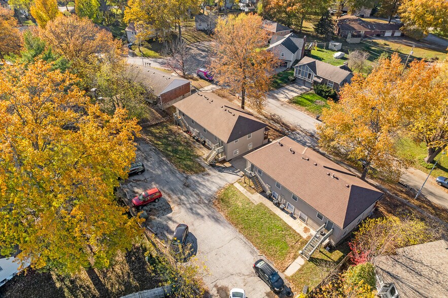 2825-2829 Tepee Ave, Independence, MO for sale - Primary Photo - Image 1 of 2