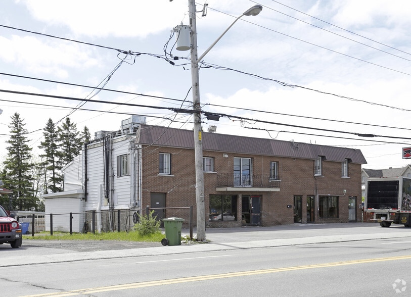 844 Rue Notre-Dame, Repentigny, QC for sale - Building Photo - Image 2 of 2