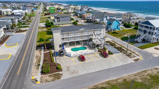 More details for 1502 N New River Dr, Surf City, NC - Hospitality for Sale