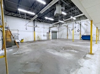 Plus de détails pour 34 Sullivan Rd, North Billerica, MA - Industriel à vendre
