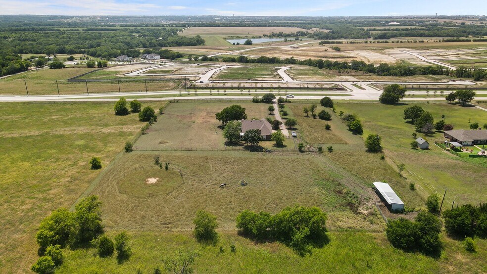 4156 N. Ridge Road, McKinney, TX à vendre - Photo du bâtiment - Image 1 de 16