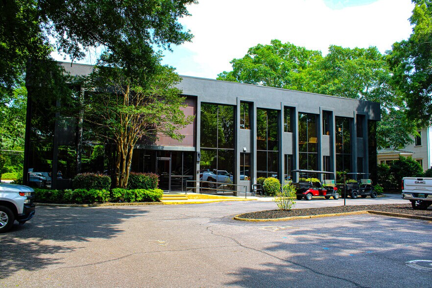 624 S Milledge Ave, Athens, GA à louer - Photo du bâtiment - Image 3 de 12