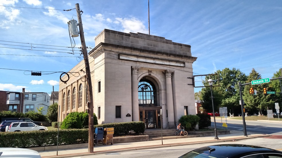 204 W 4th St, Bridgeport, PA for sale - Building Photo - Image 1 of 1