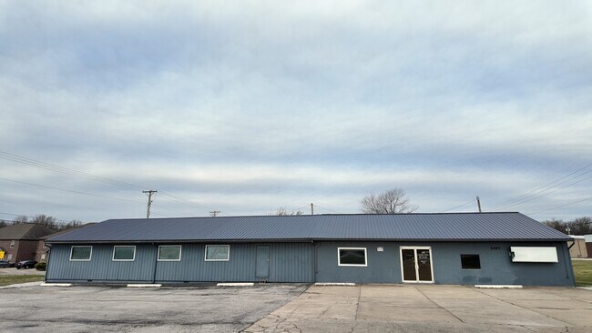 More details for 5467 N Main St, Joplin, MO - Retail for Sale
