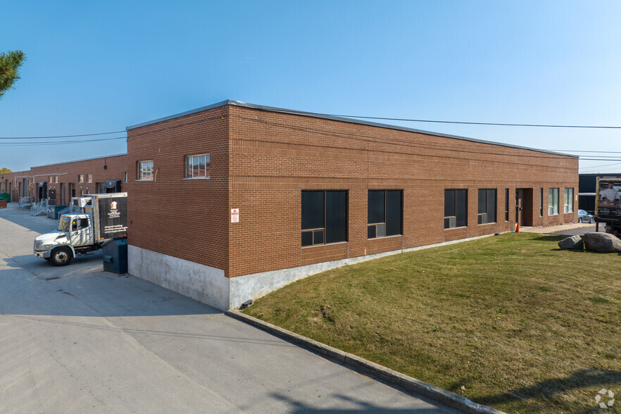 331 Bowes Rd, Concord, ON for lease - Building Photo - Image 2 of 4