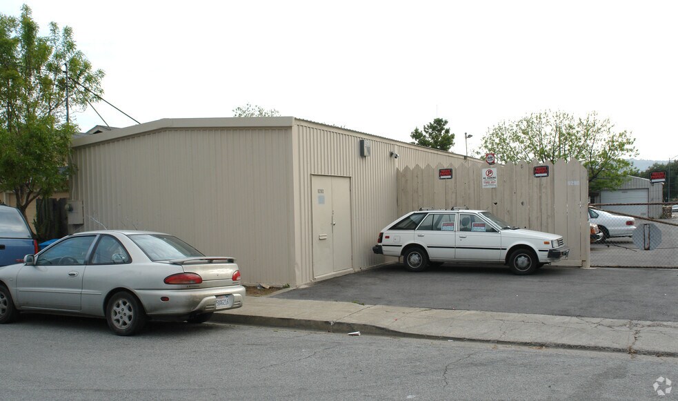 8280 Swanston Ln, Gilroy, CA à vendre - Photo du bâtiment - Image 3 de 4