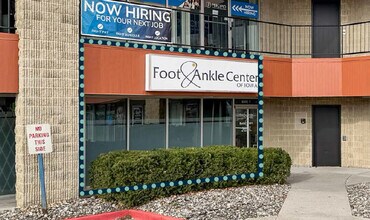 4214 Fleur Dr, Des Moines, IA à louer Photo intérieure- Image 1 de 2