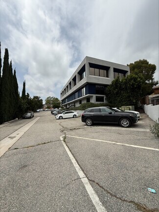 Plus de détails pour 2540 Foothill Blvd, La Crescenta, CA - Bureau à louer
