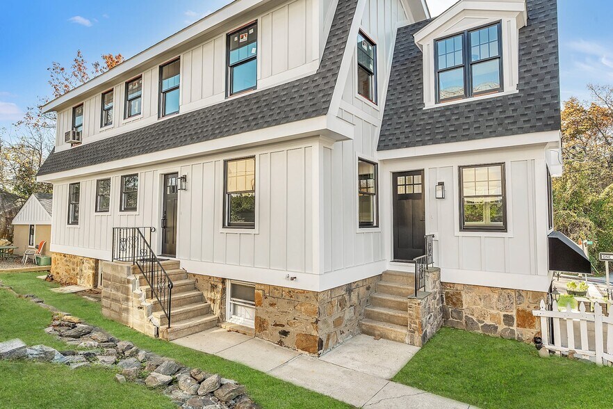 200 Main St, Eastchester, NY à vendre - Photo du bâtiment - Image 3 de 31