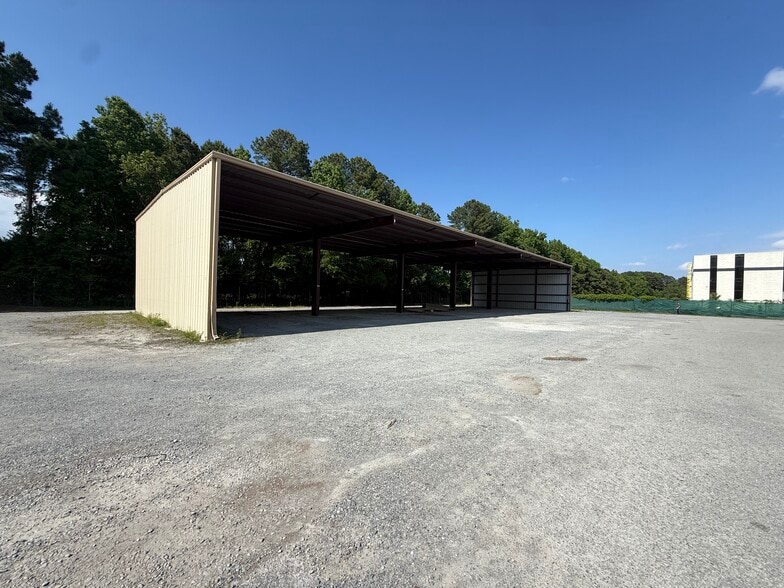 3812 Cook Blvd, Chesapeake, VA for lease - Building Photo - Image 3 of 5