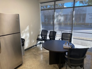 225 Avenue D NW, Winter Haven, FL for lease Interior Photo- Image 2 of 14