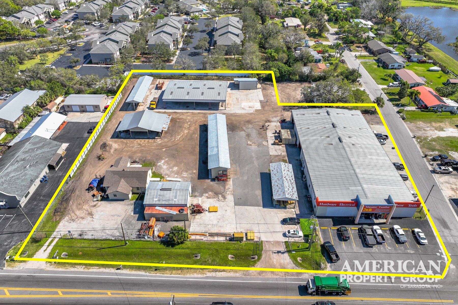 5611 15th St E, Bradenton, FL à vendre Photo du bâtiment- Image 1 de 1