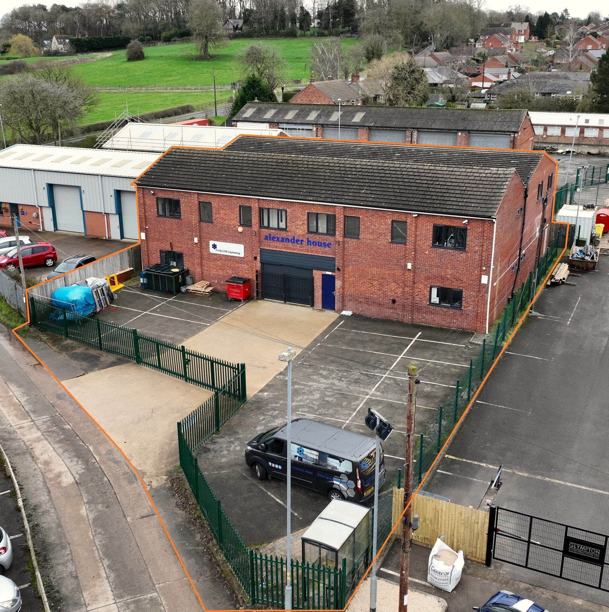 279 Station Rd, Nuneaton for sale Primary Photo- Image 1 of 5