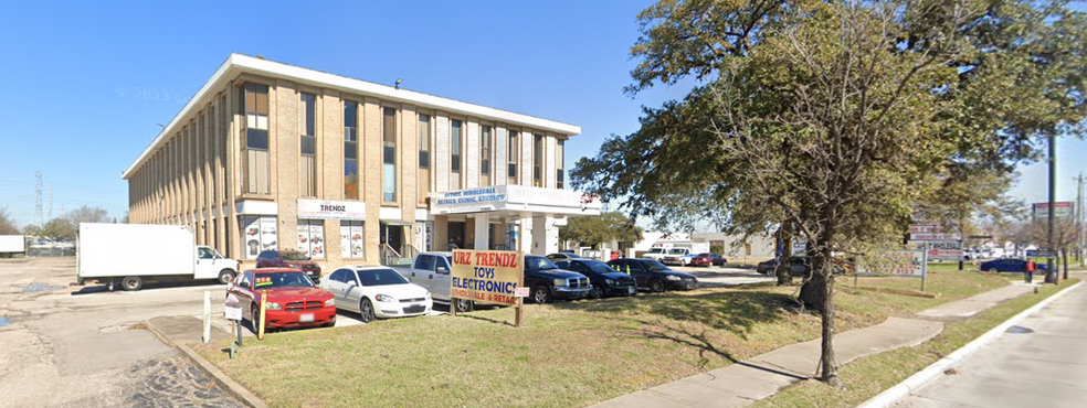 7400 Harwin Dr, Houston, TX for lease - Building Photo - Image 3 of 15