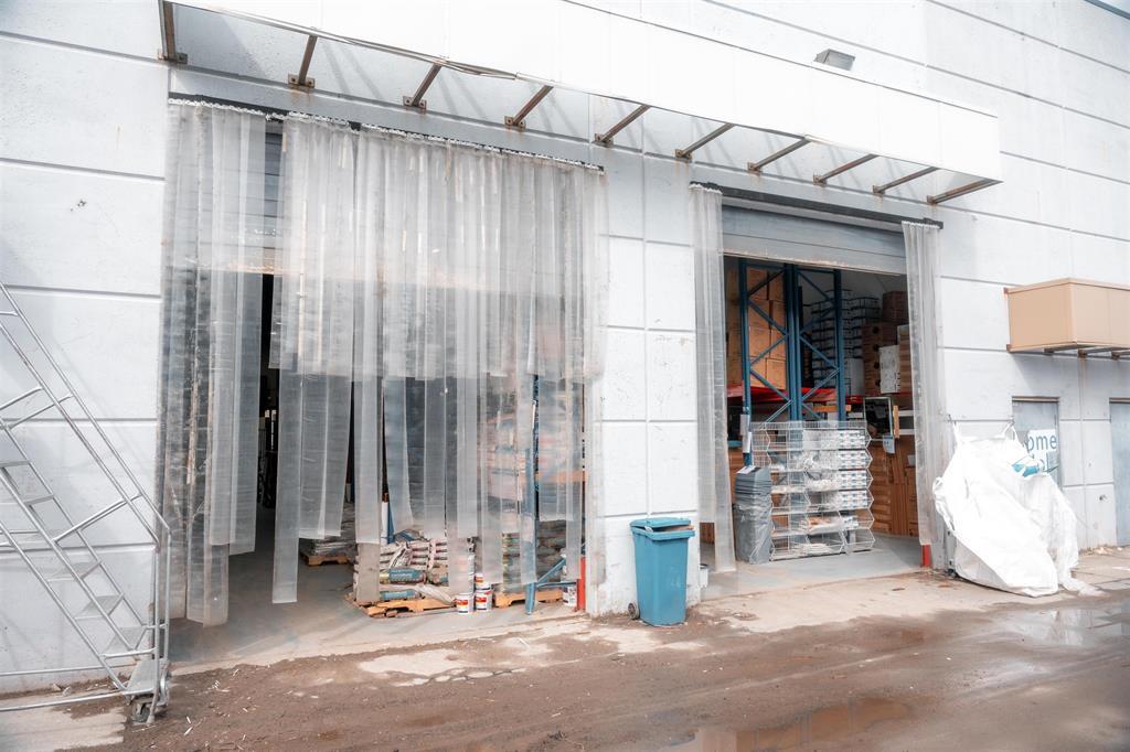 8625 130 St, Surrey, BC à vendre Photo intérieure- Image 1 de 8