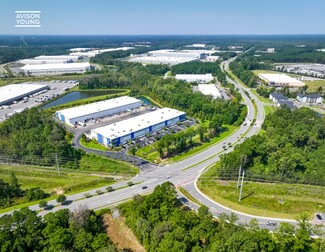 Plus de détails pour 8351 Palmetto Commerce Pky, Ladson, SC - Industriel à louer